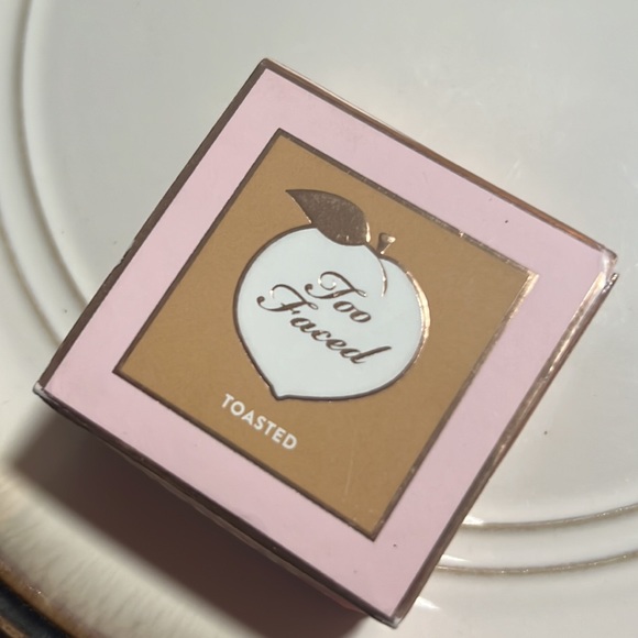 ♣️🌛Rare! Too Faced Toasted Peach Perfect Concealer - Picture 10 of 12